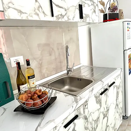 Shell 1 Golem (Tirana)