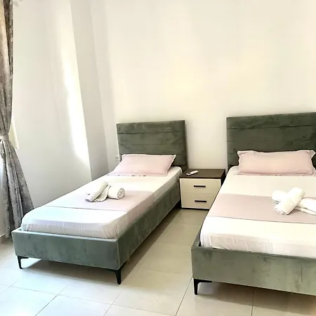 Shell 1 בית הארחה