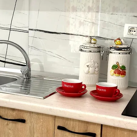 Shell 1 בית הארחה גולם