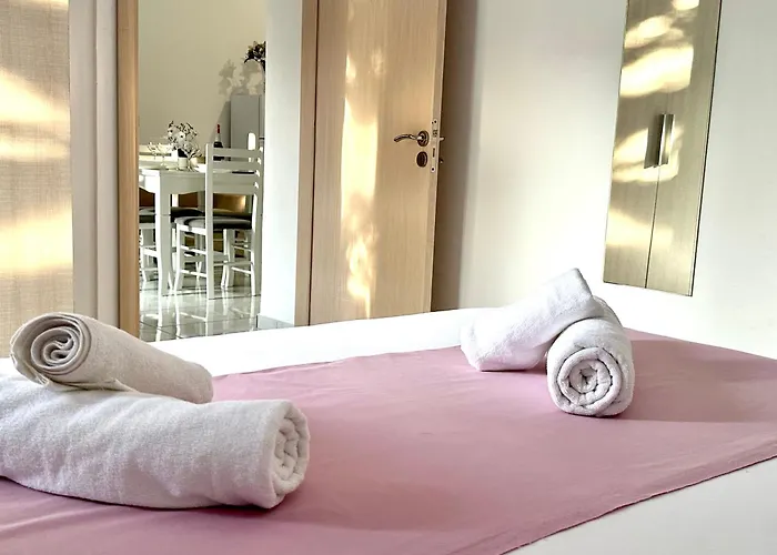 Gasthuis Shell 1 Golem (Tirana)