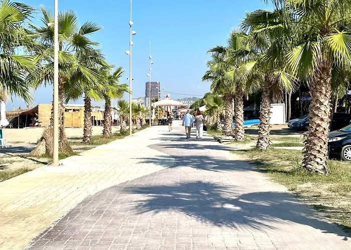 Shell 1 Gasthuis Golem (Tirana)